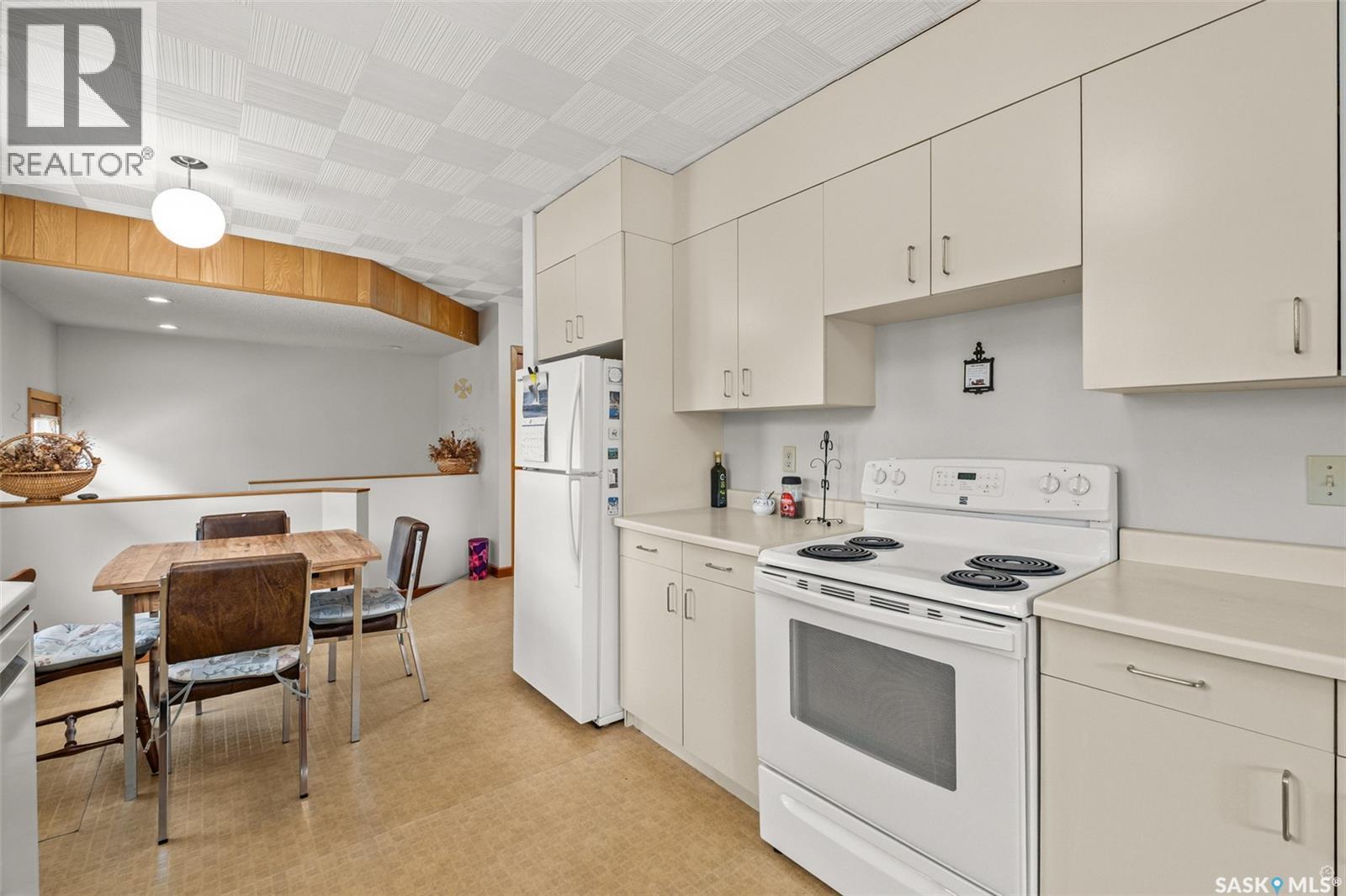 405 21st STREET W - 12