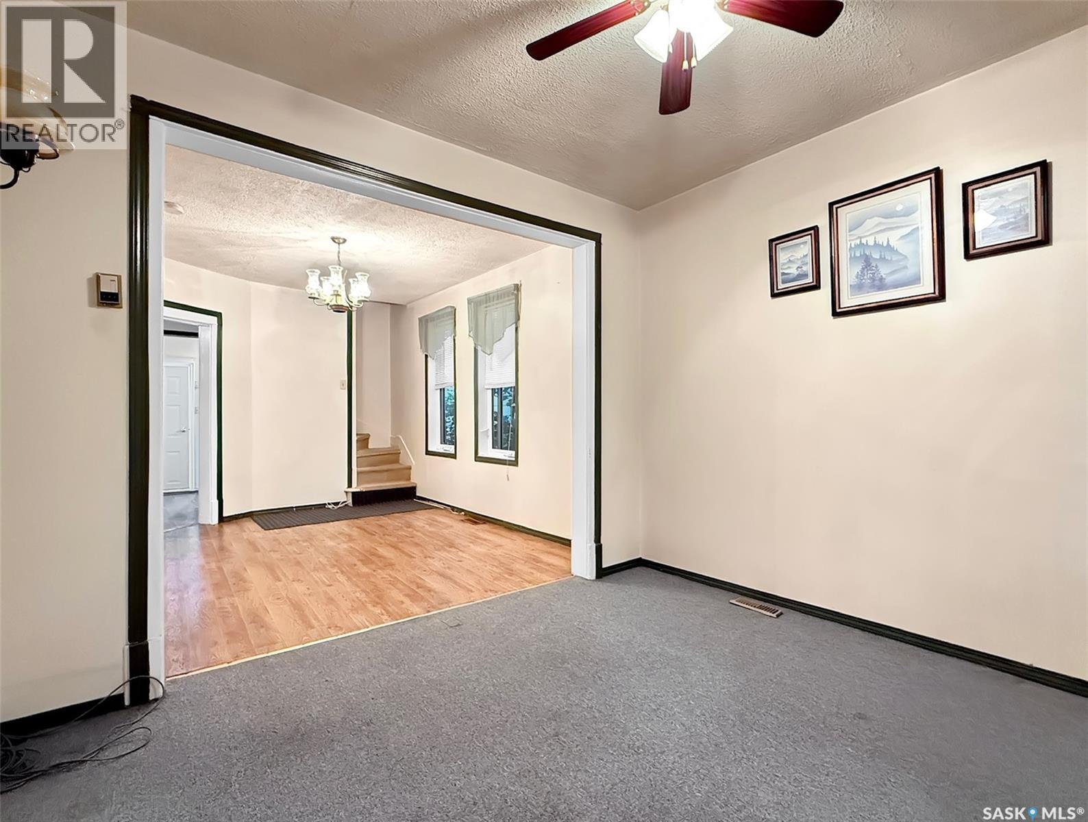 239 8TH AVENUE NE - 6