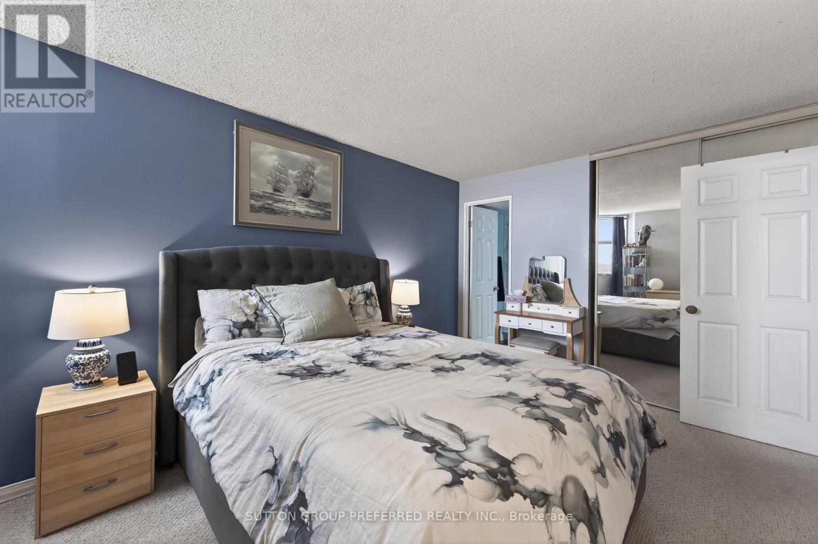 #704 363 COLBORNE STREET - 19