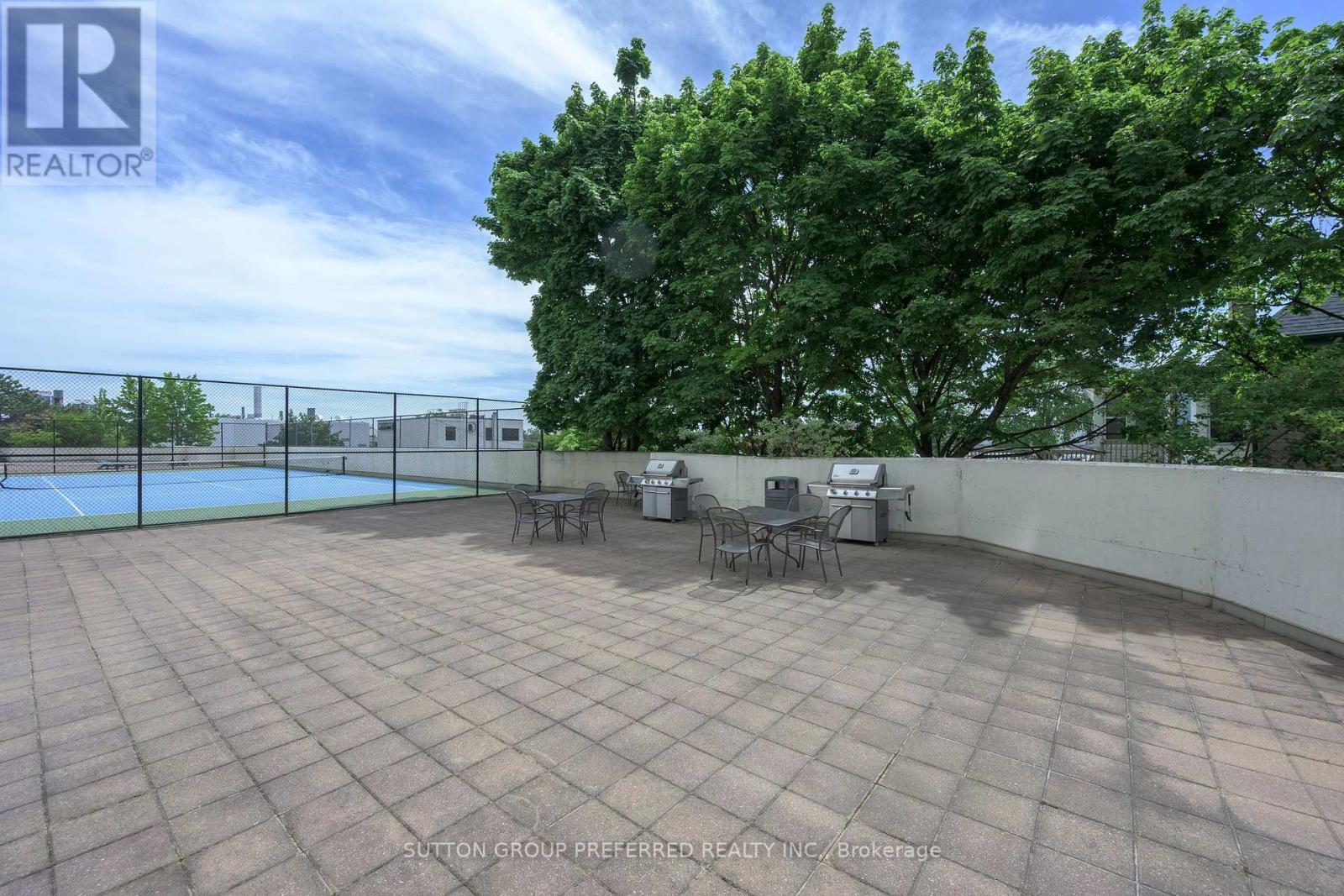 #704 363 COLBORNE STREET - 27