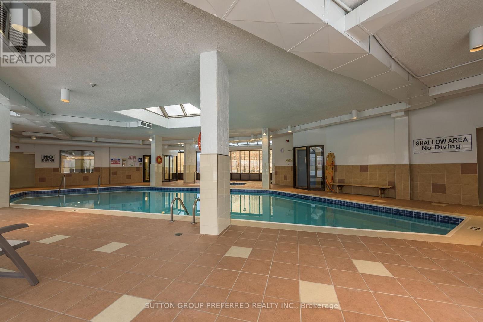 #704 363 COLBORNE STREET - 31