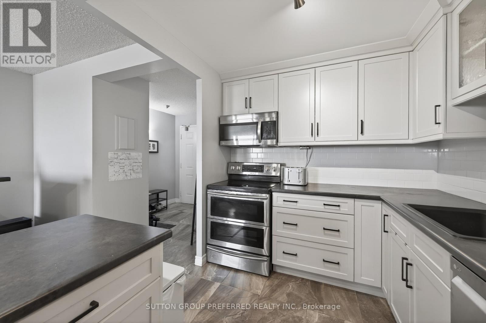 #704 363 COLBORNE STREET - 9