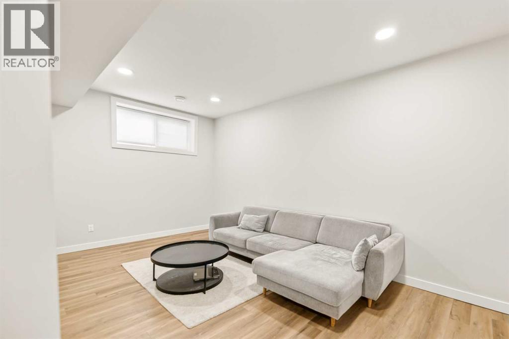 12 Vincent Gate - photo 4