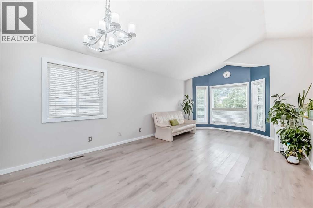 137 Erin Meadow Bay SE — photo 14