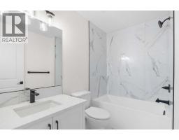 Pantry - 629 Mandalay Link, Carstairs, AB T0M0N0 Photo 15