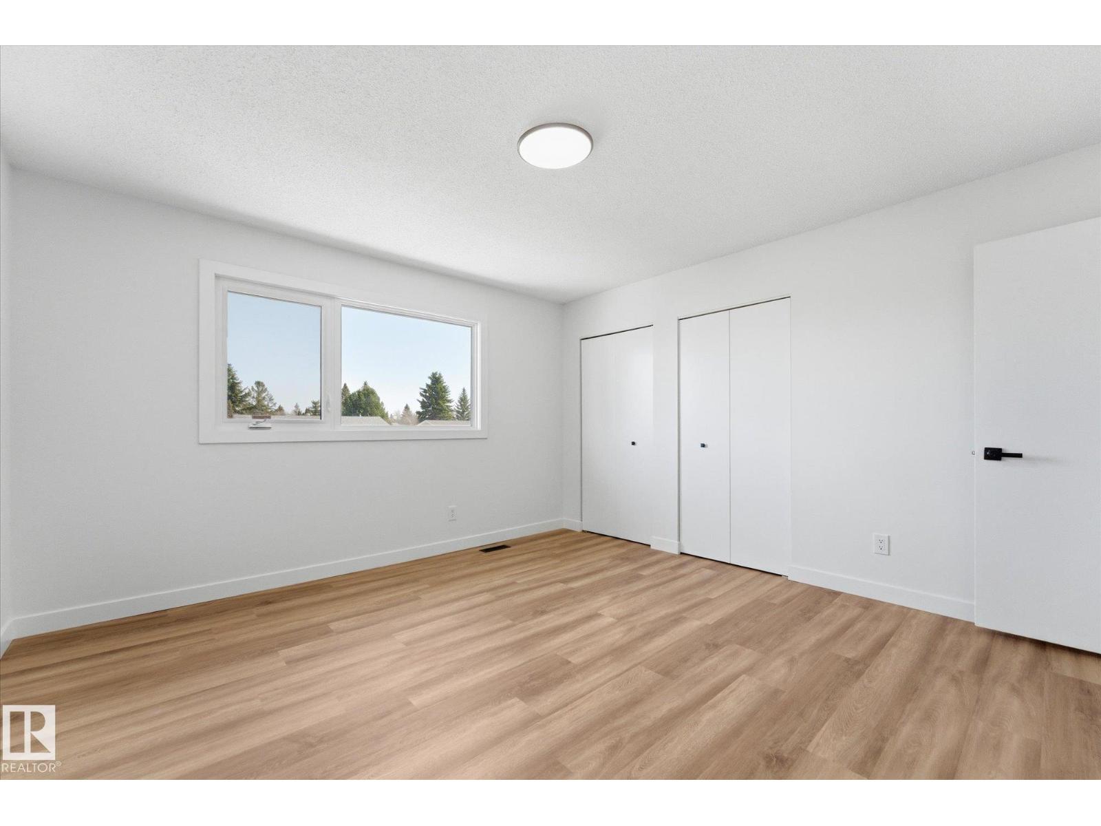 4224 110 ST NW - 22