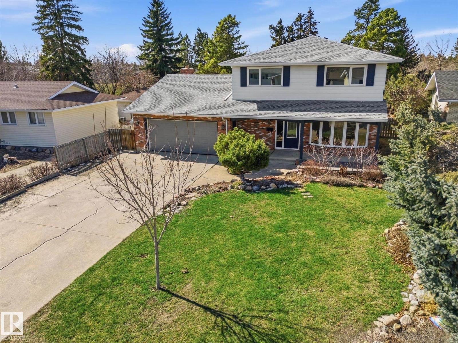 4224 110 ST NW - 52