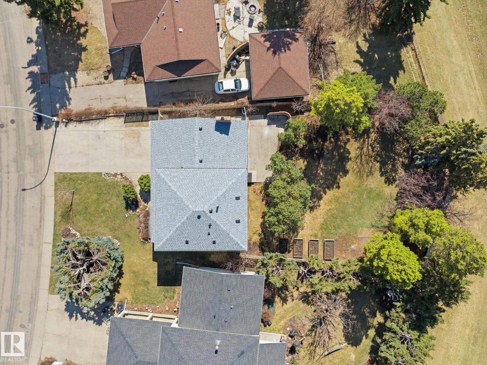 4224 110 ST NW - 53
