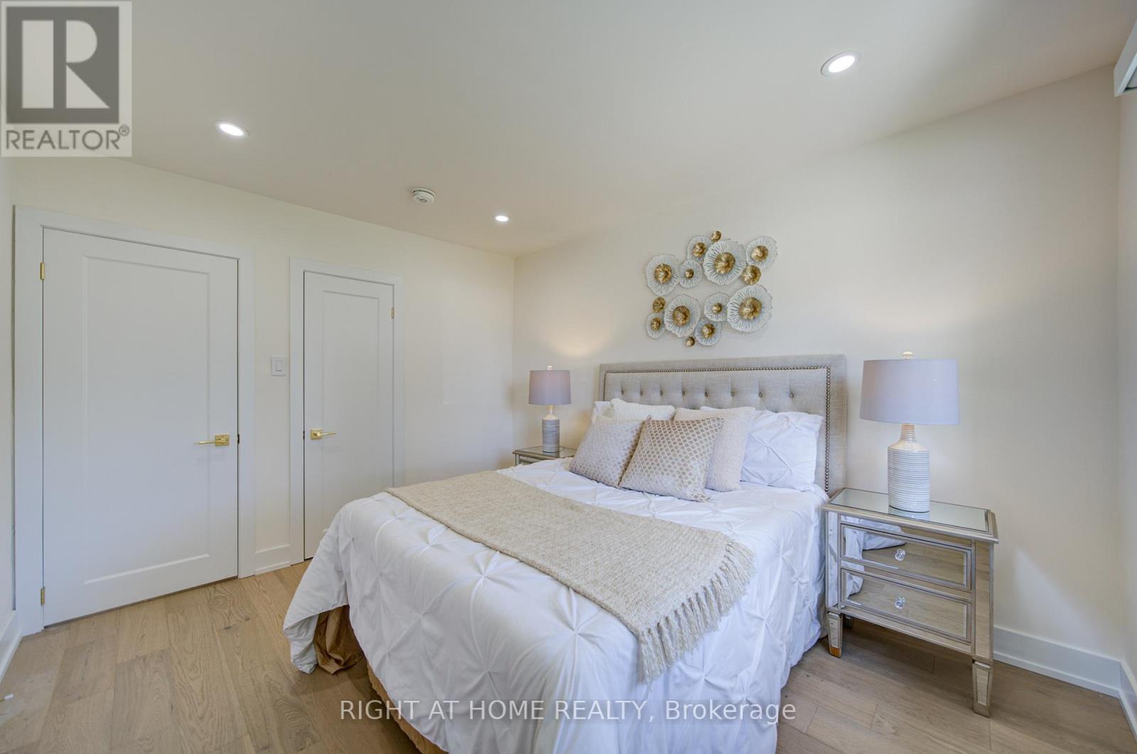 9 CARTIER CRESCENT - 15