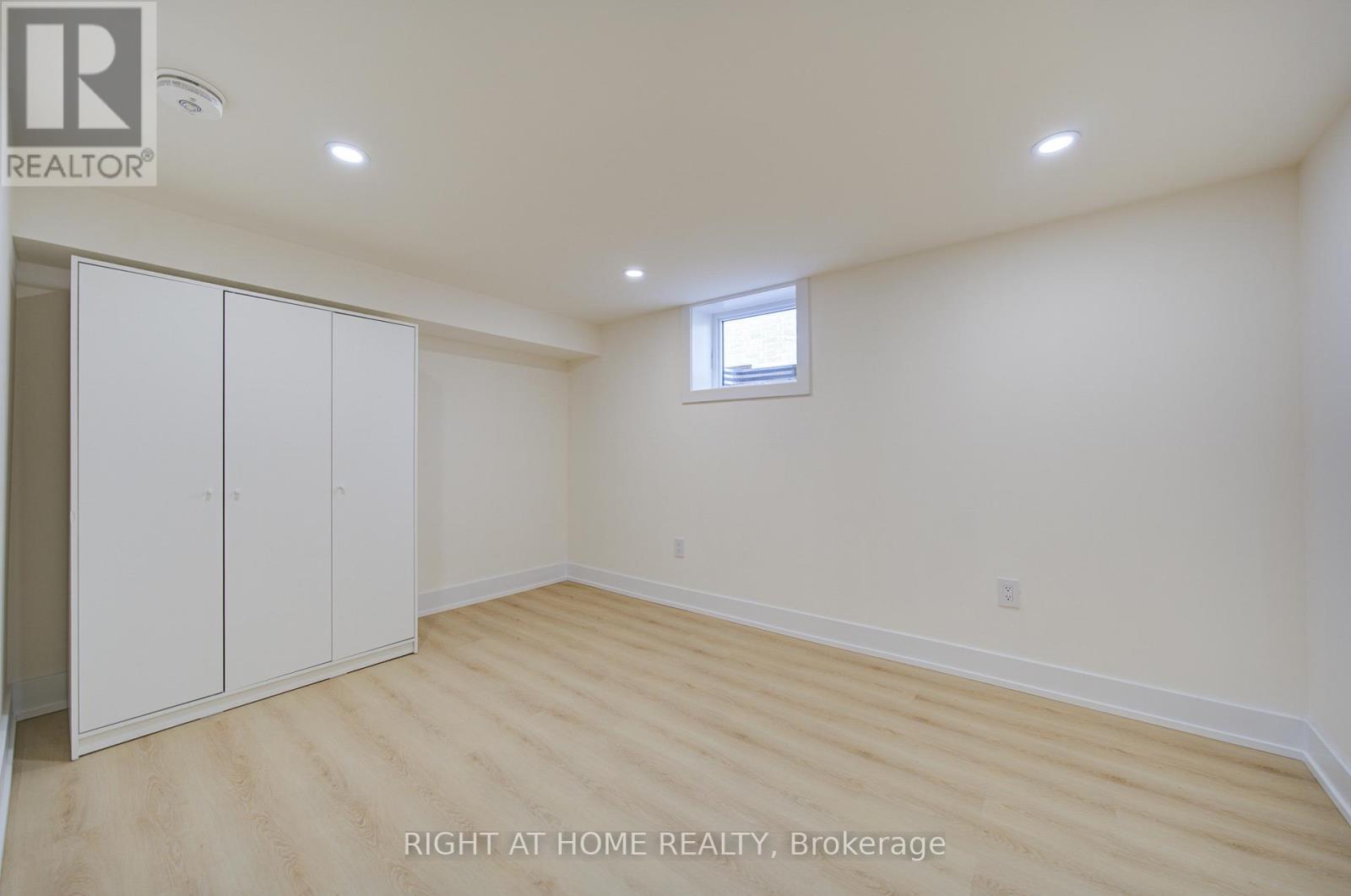 9 CARTIER CRESCENT - 26