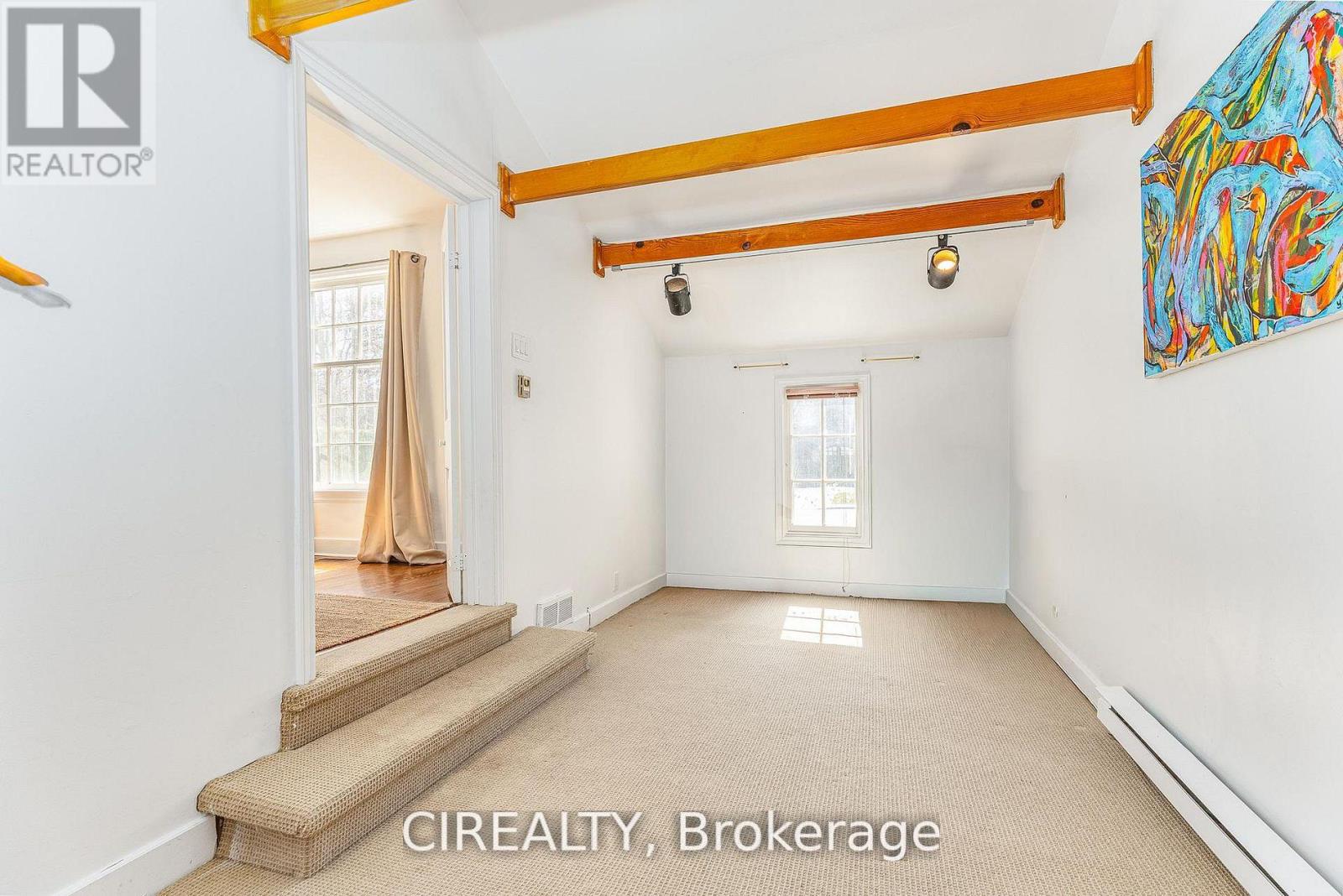 25 HOWARD AVENUE - 16