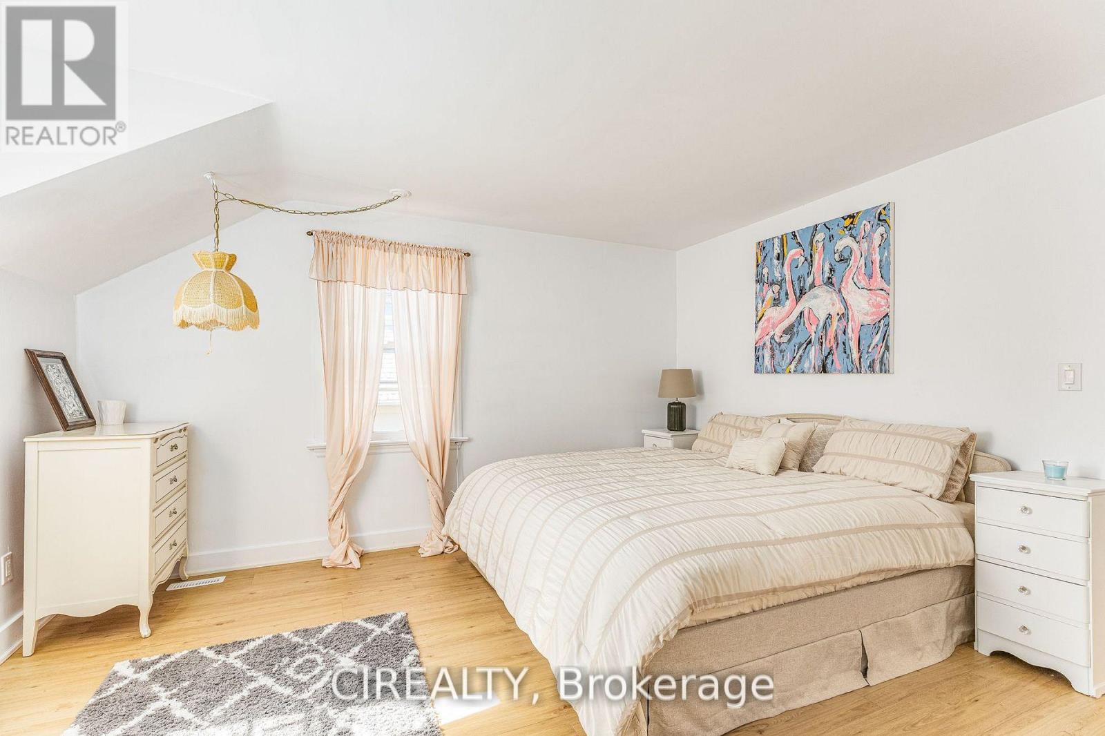 25 HOWARD AVENUE - 19