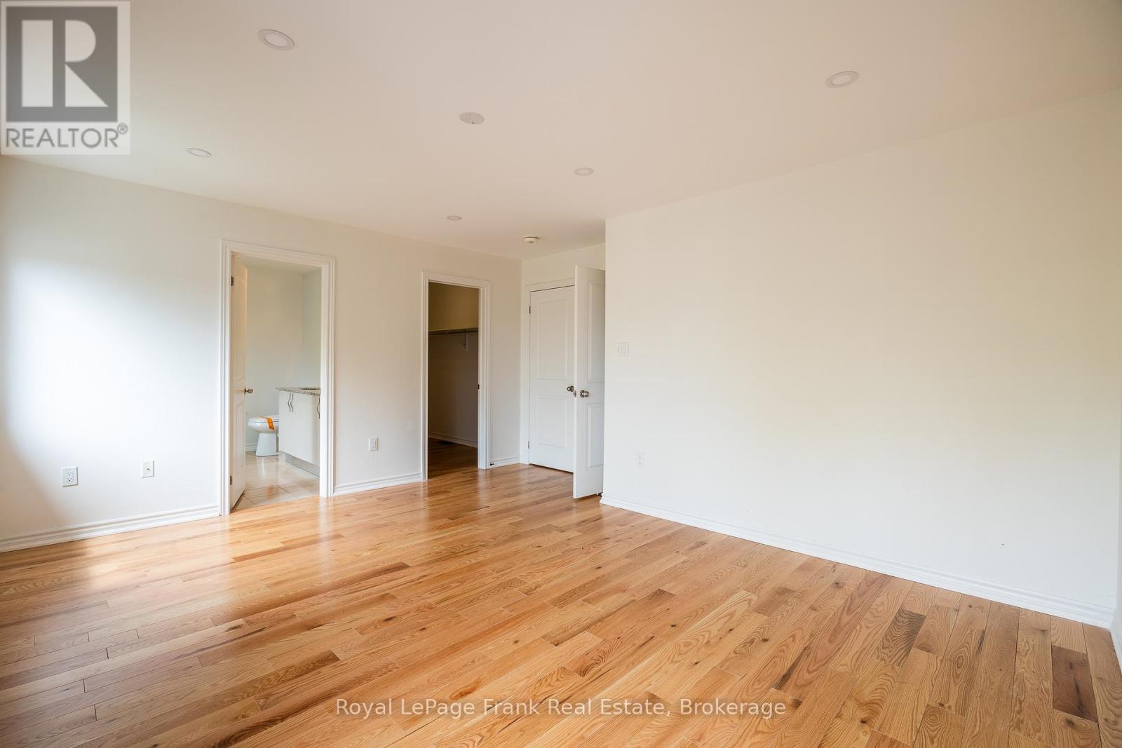 190 LYLE DRIVE - 25