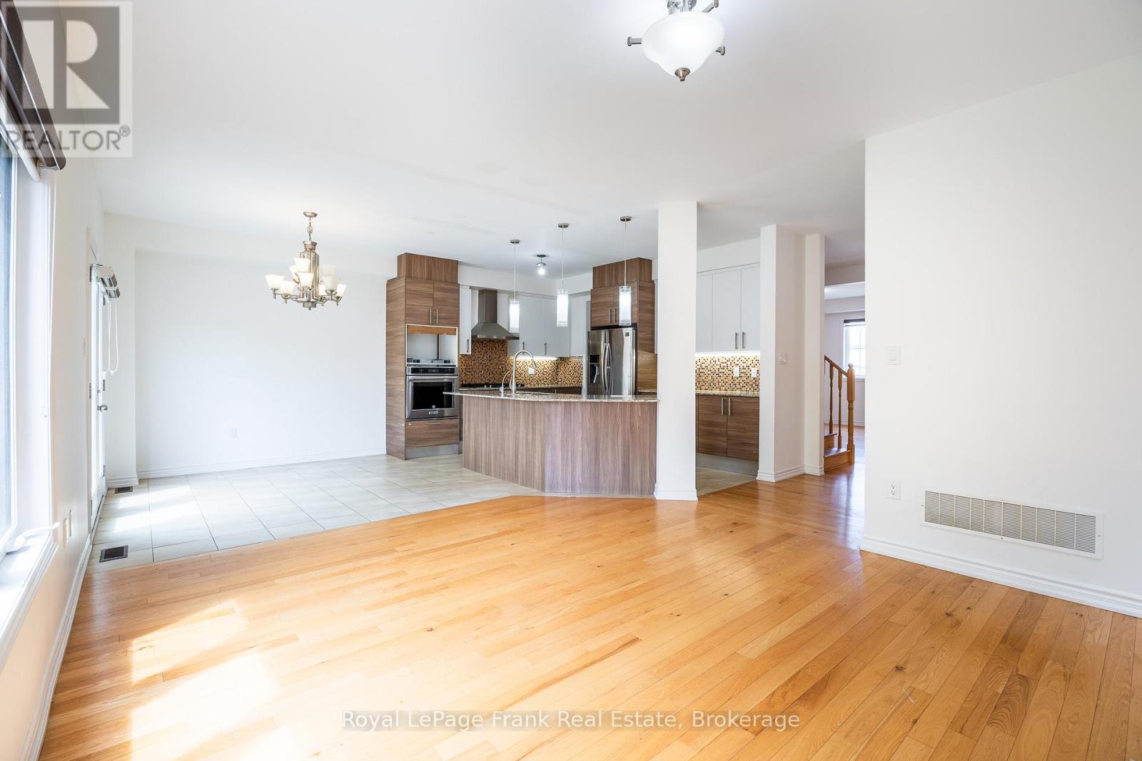 190 LYLE DRIVE - 13