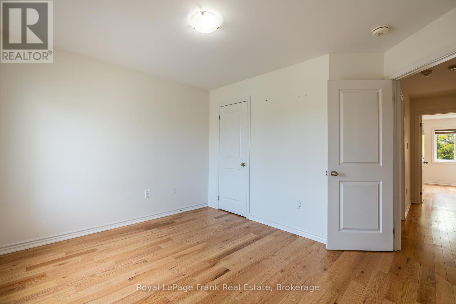 190 LYLE DRIVE - 29