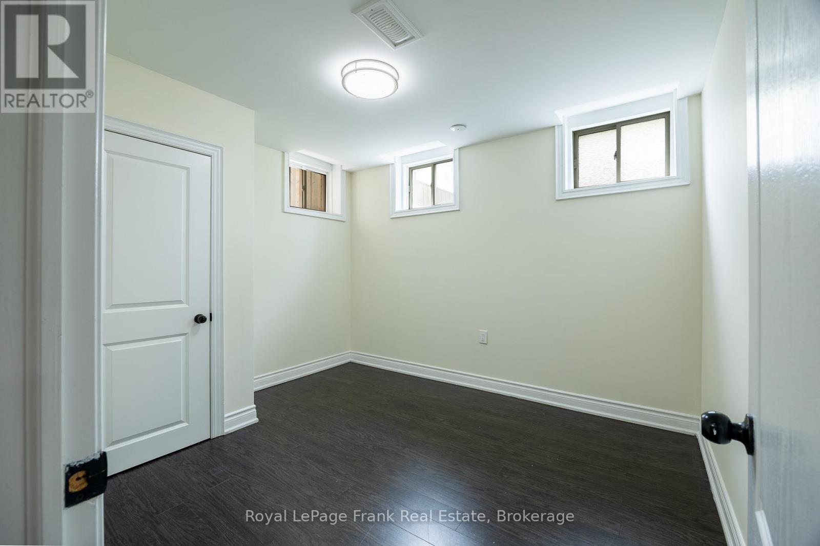 190 LYLE DRIVE - 36