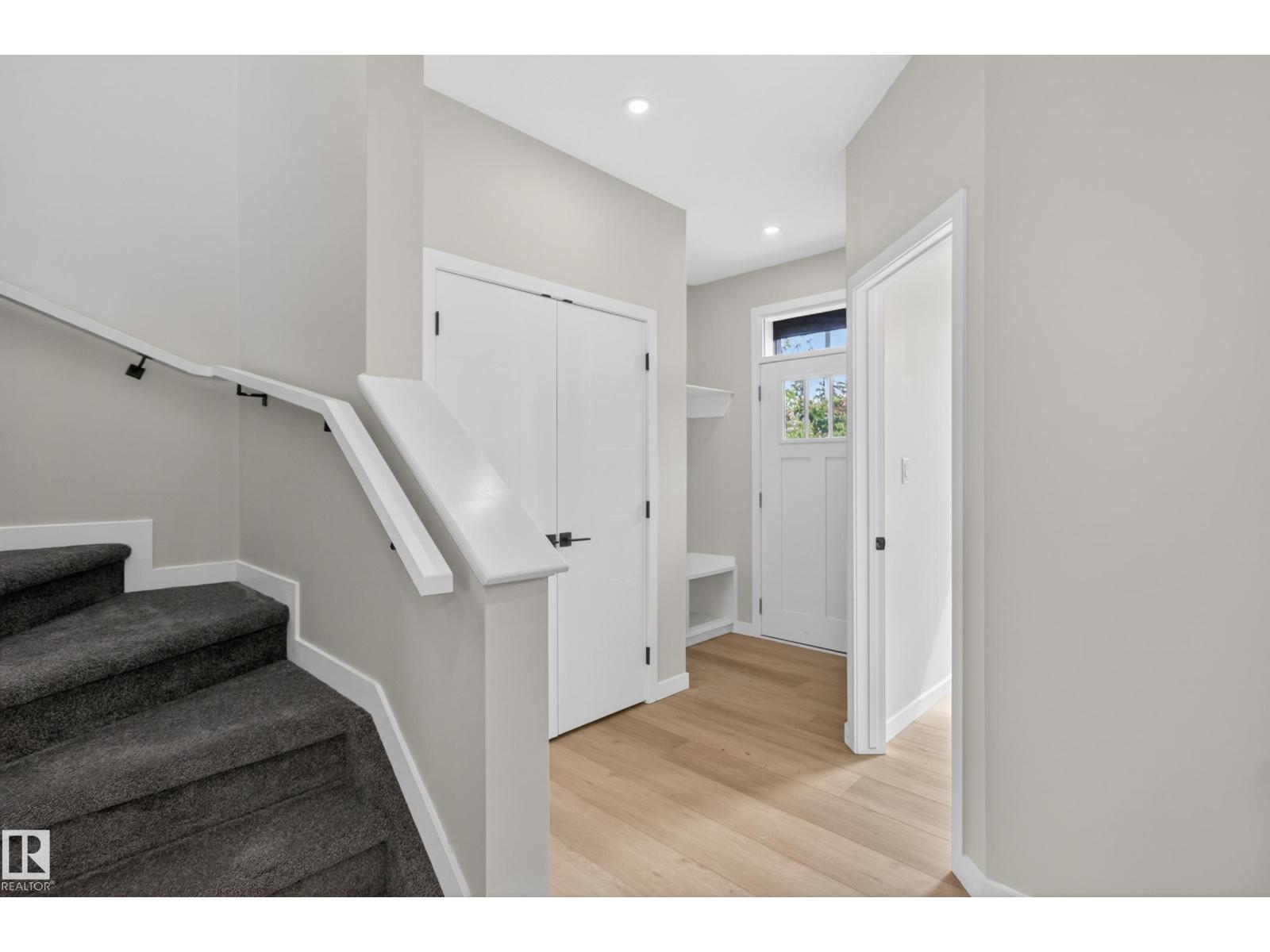 10508 162 ST NW NW - 33