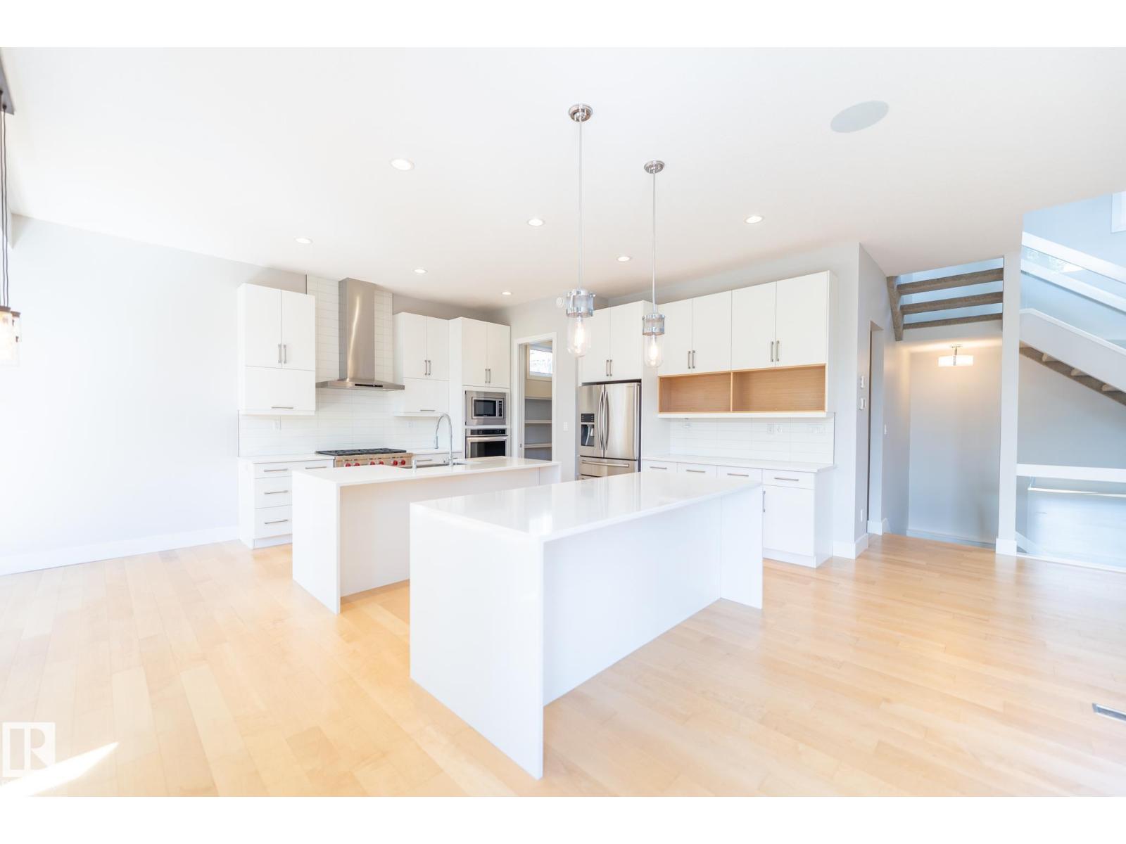 7376 MAY CM NW — photo 11