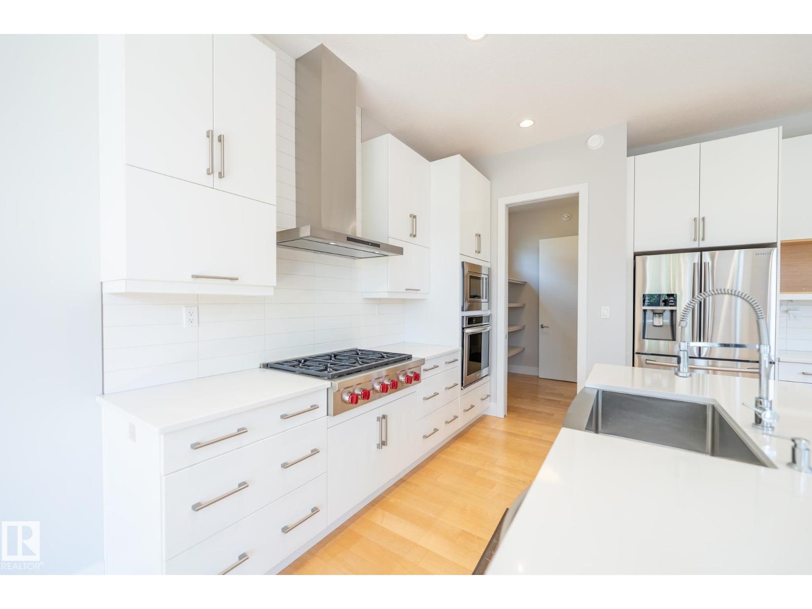 7376 MAY CM NW — photo 14