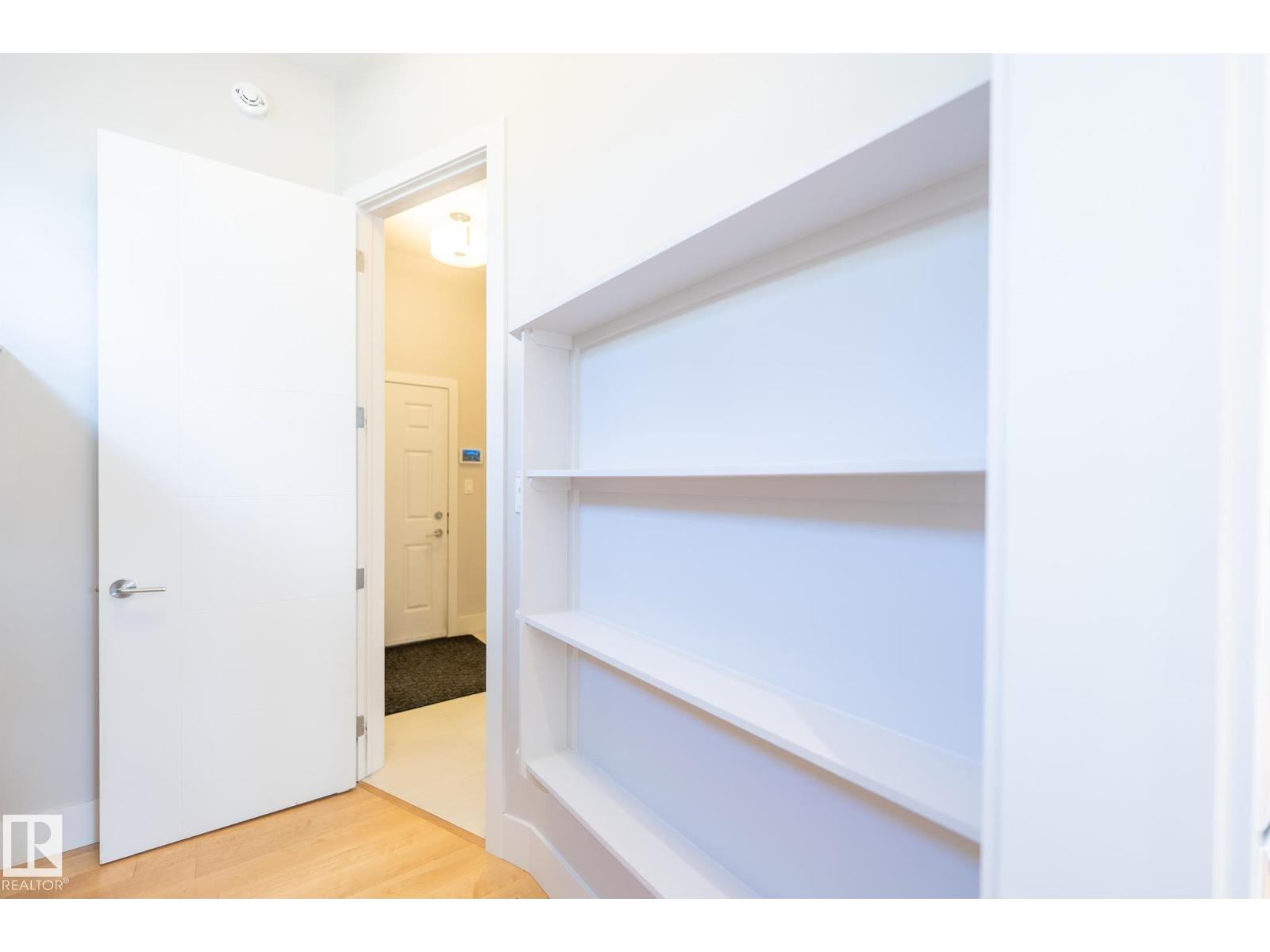 7376 MAY CM NW — photo 18
