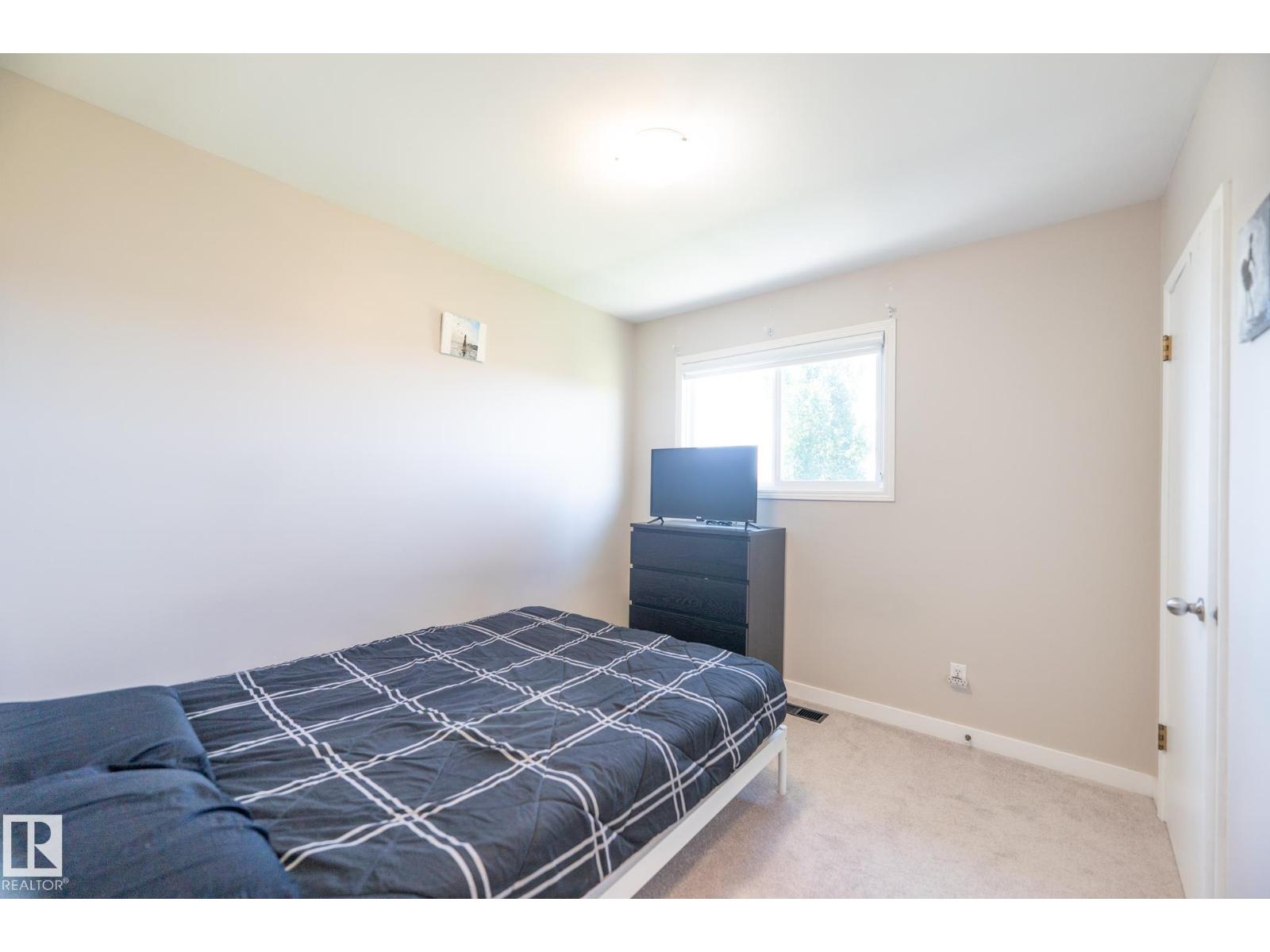 13309 85 ST NW - 18