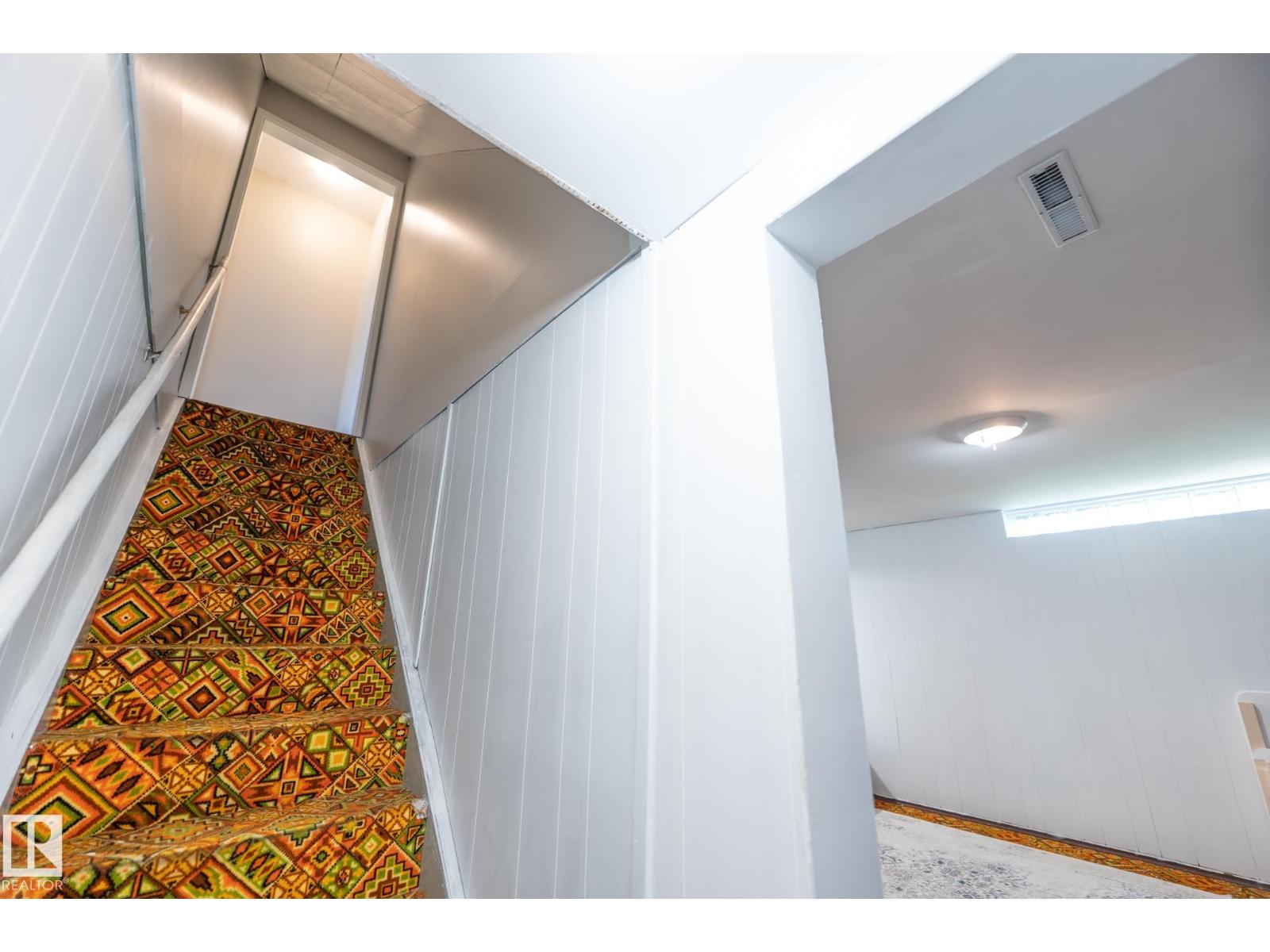 13309 85 ST NW - 25