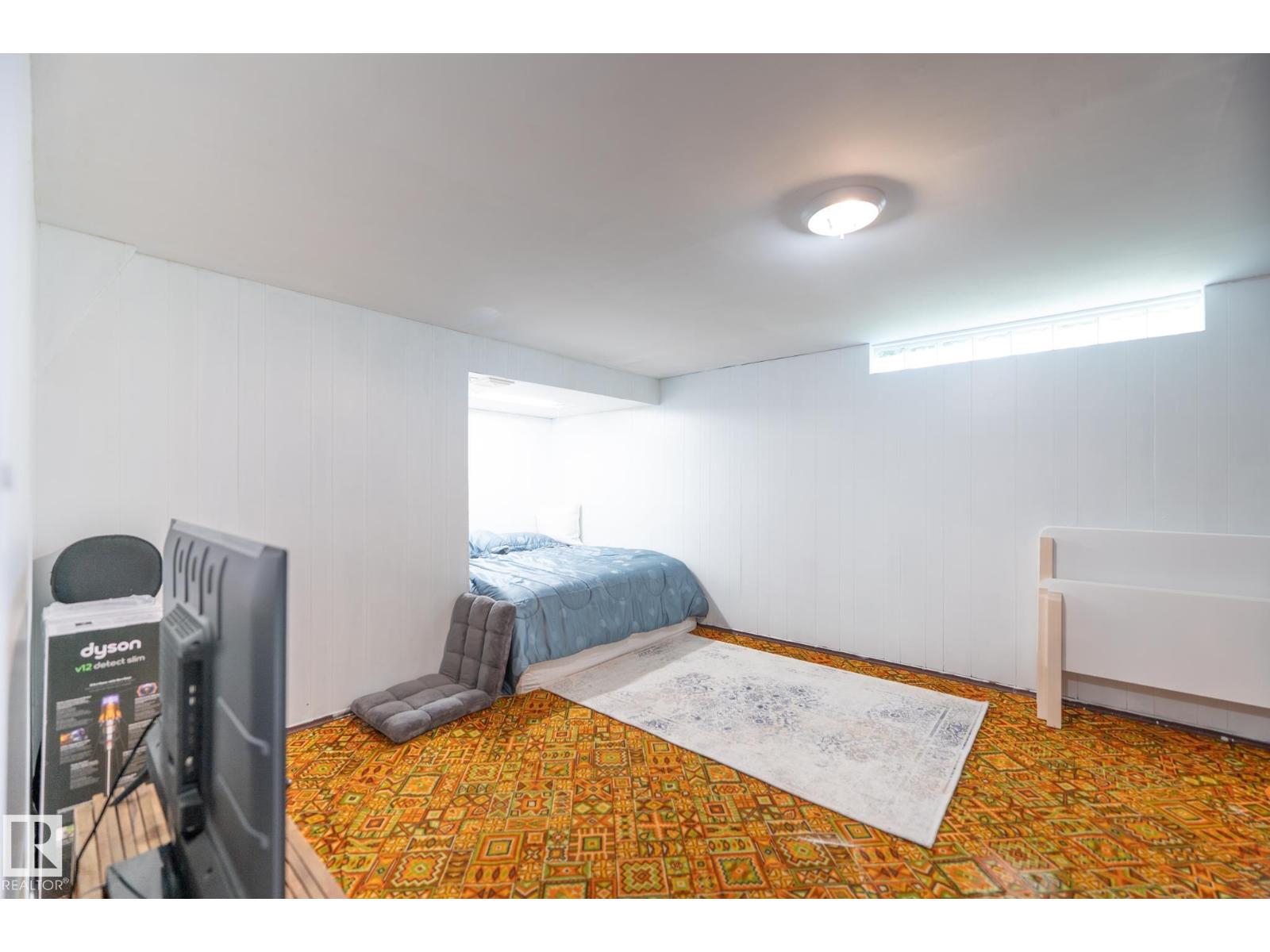 13309 85 ST NW - 26