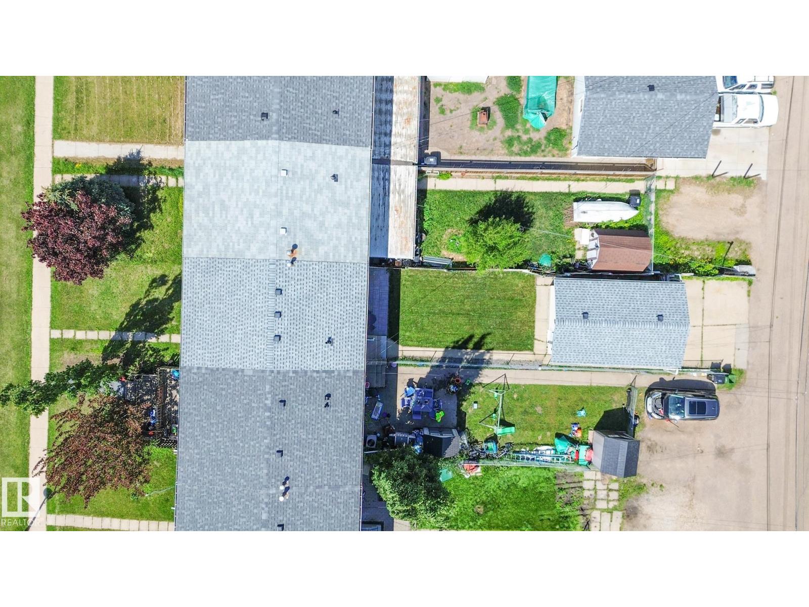 13309 85 ST NW - 44
