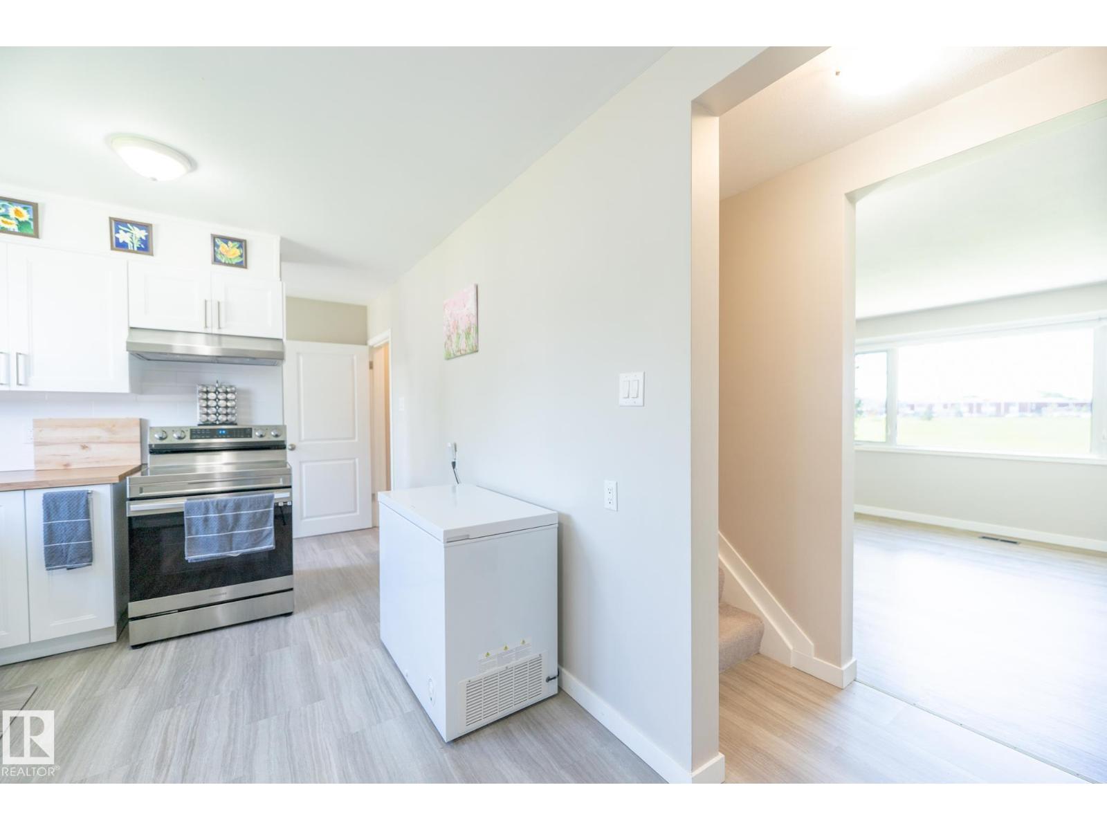 13309 85 ST NW - 7
