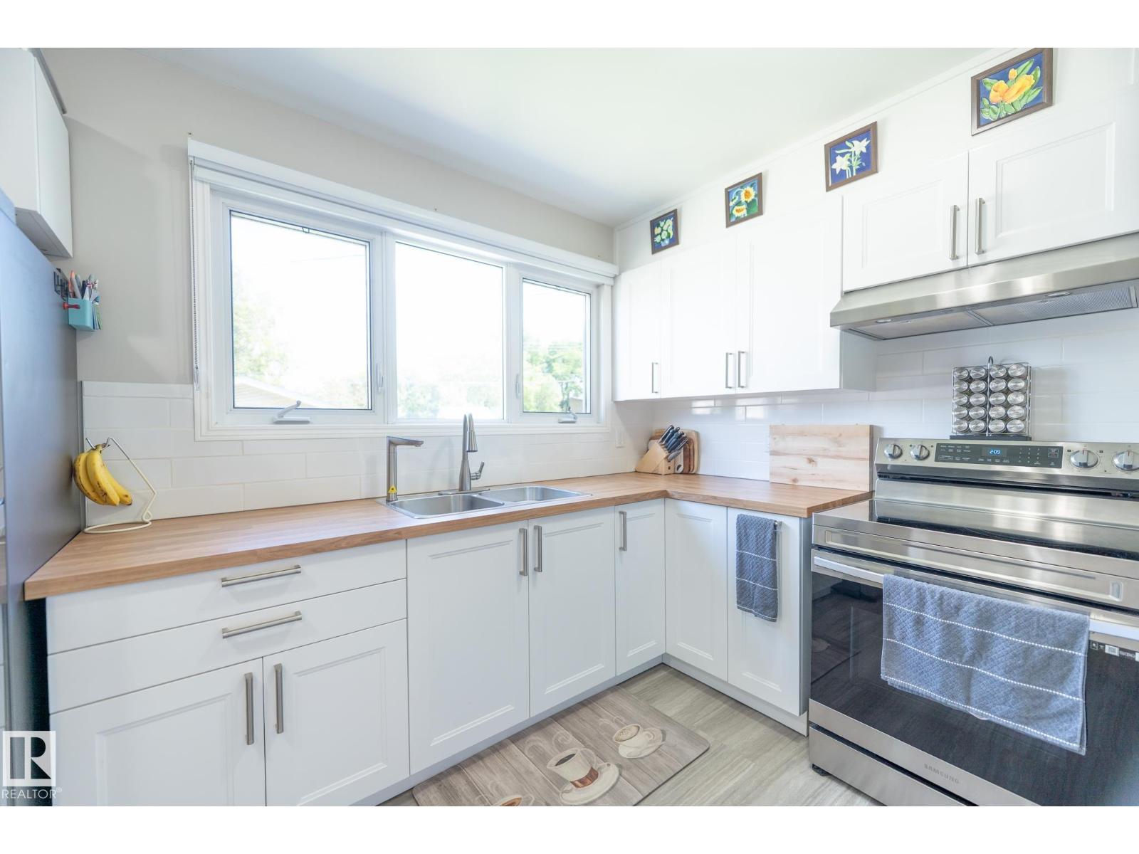 13309 85 ST NW - 9