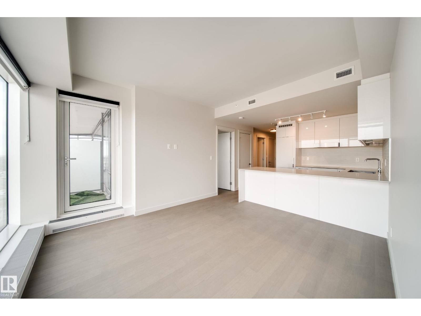#2502 10360 102 ST NW - 8