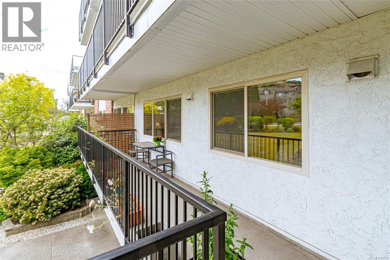 #110 1680 Poplar Ave - 30