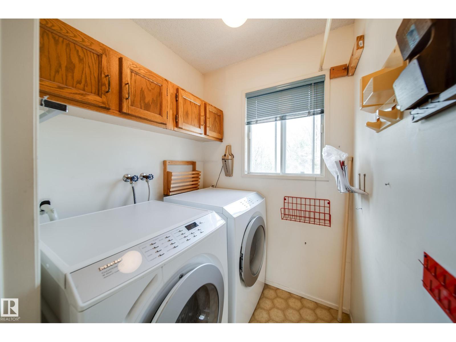 1030 106 ST NW - 23