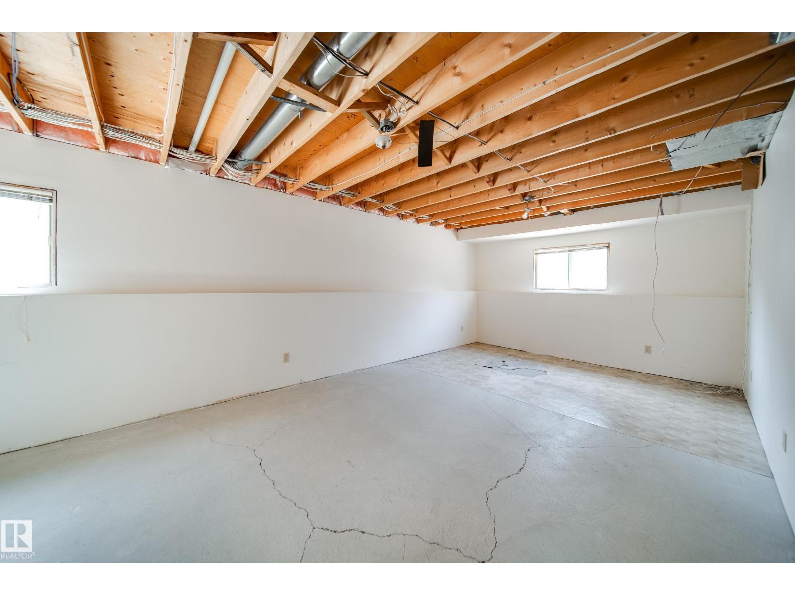 1030 106 ST NW - 28
