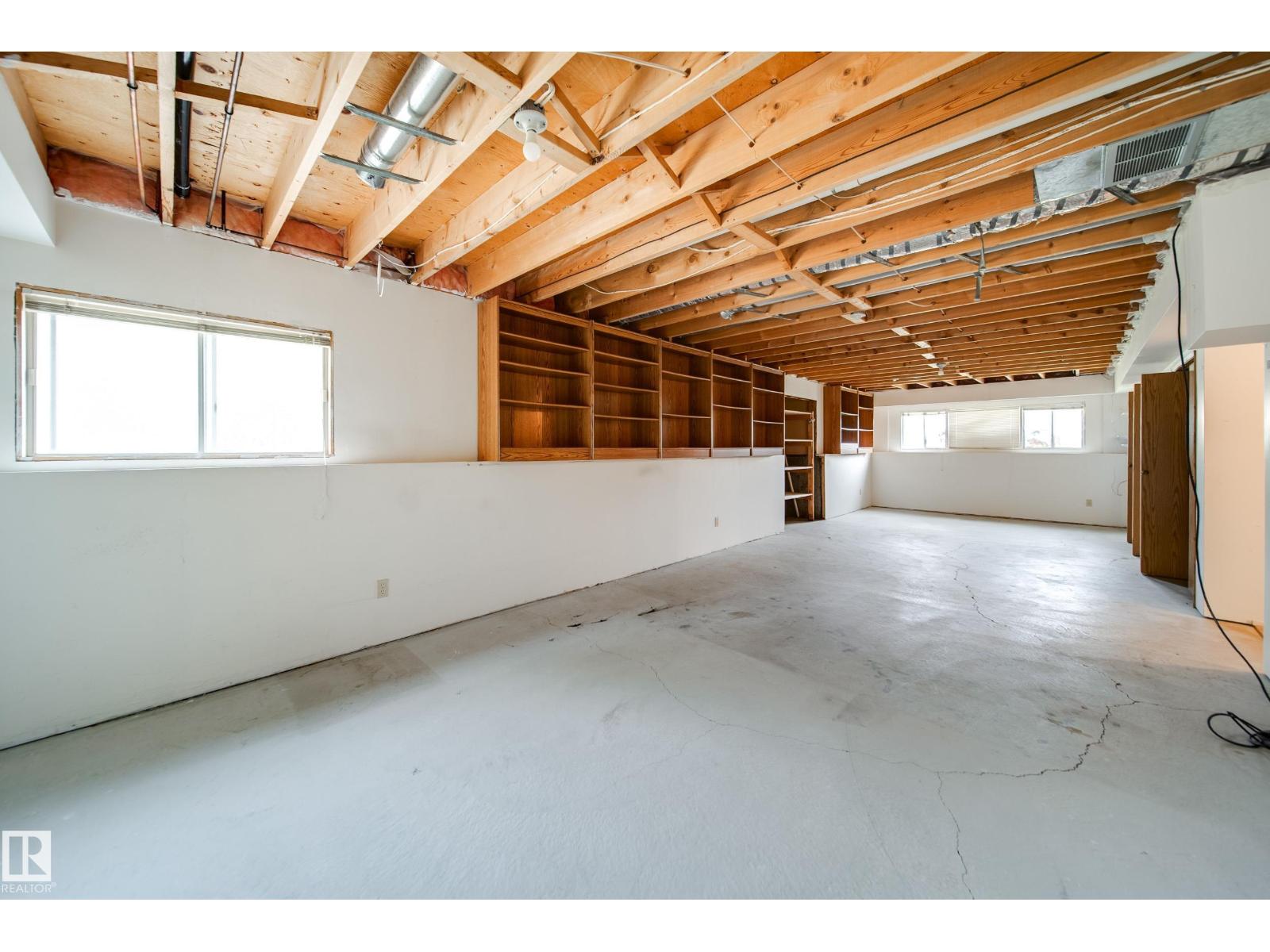 1030 106 ST NW - 32
