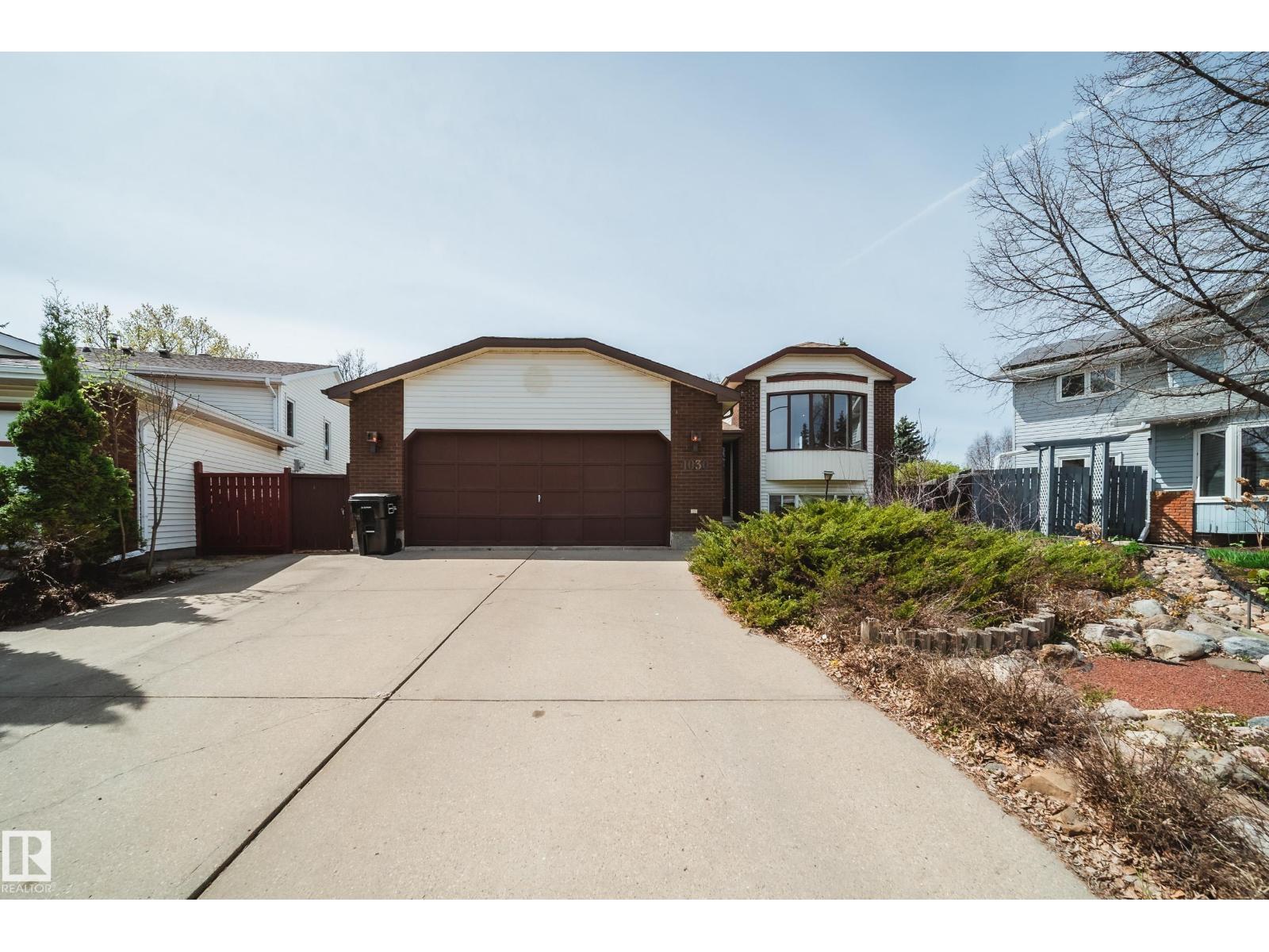 1030 106 ST NW - 43
