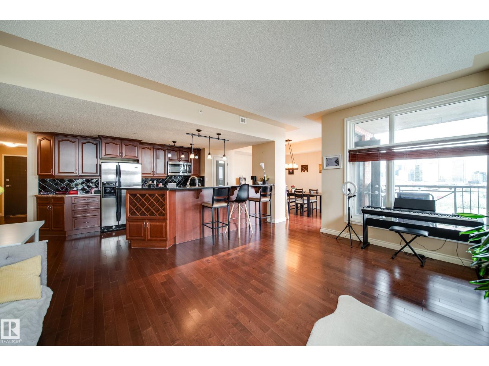 #1301 9020 JASPER AV NW - 8