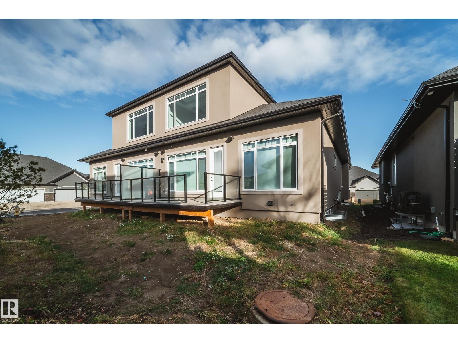 #2 20425 93 AV NW - 23
