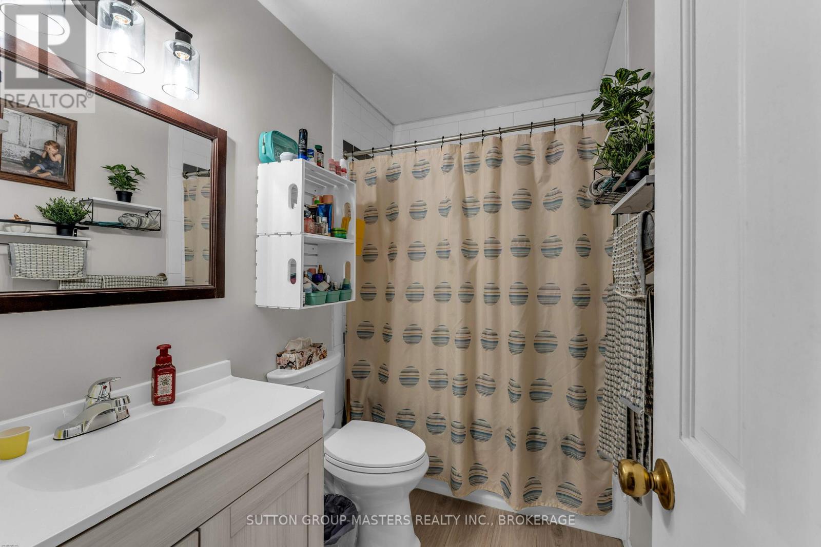 788 MONA DRIVE - 23
