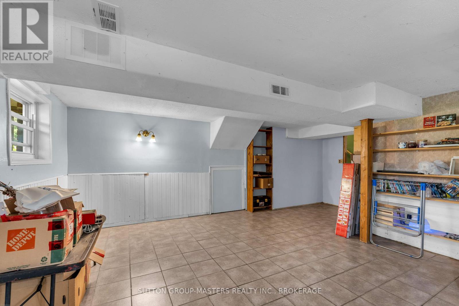 788 MONA DRIVE - 28