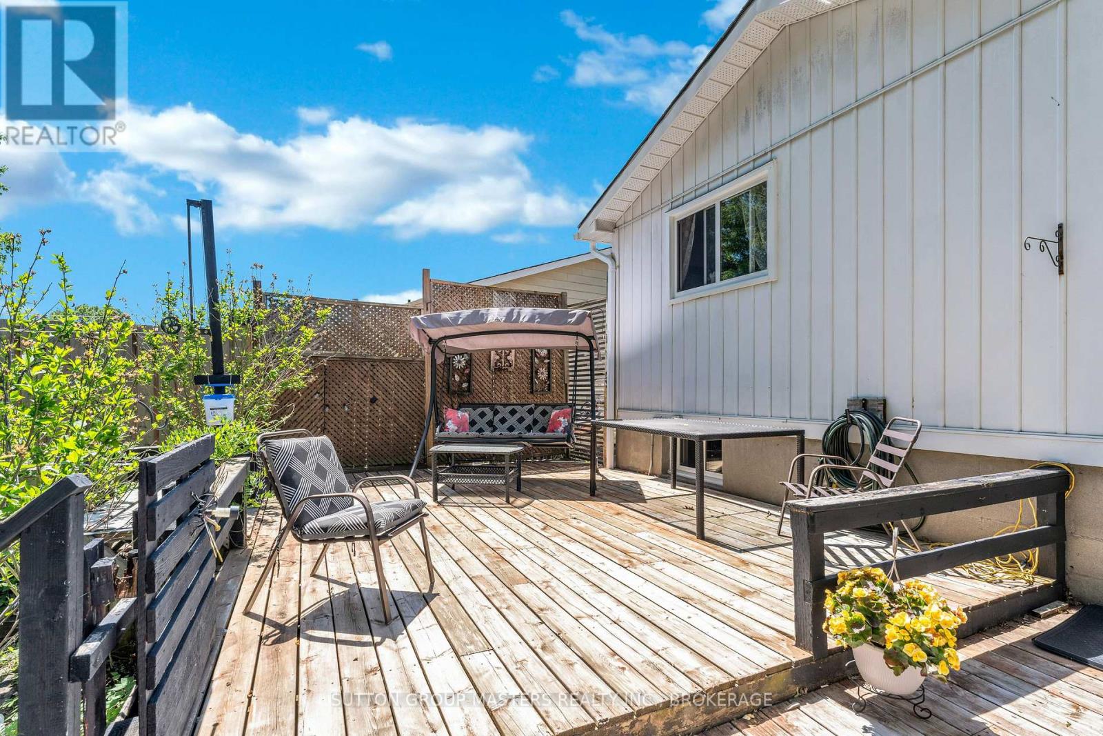788 MONA DRIVE - 32