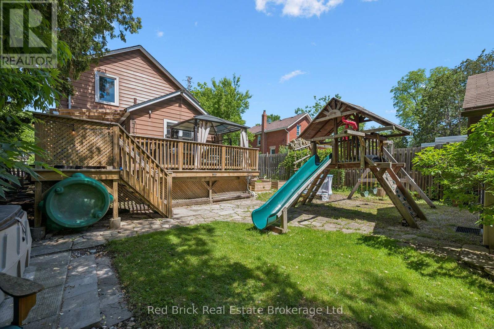 324 WATERLOO AVENUE - 29