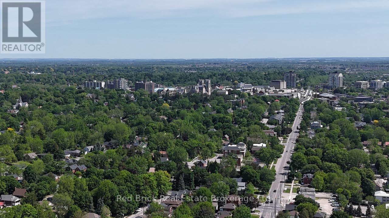 324 WATERLOO AVENUE - 39