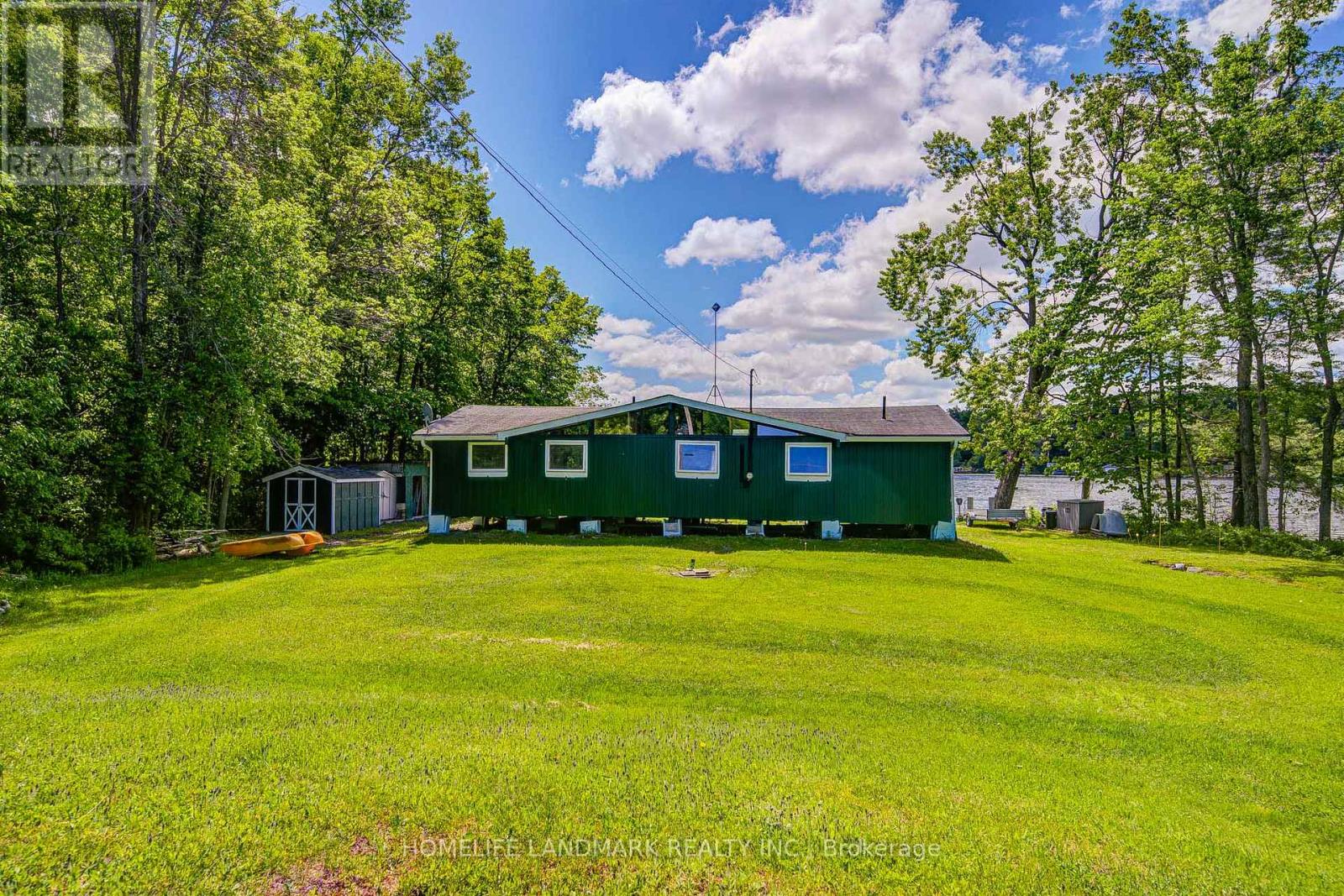 #8 1093 COOPER POINT ROAD - 48