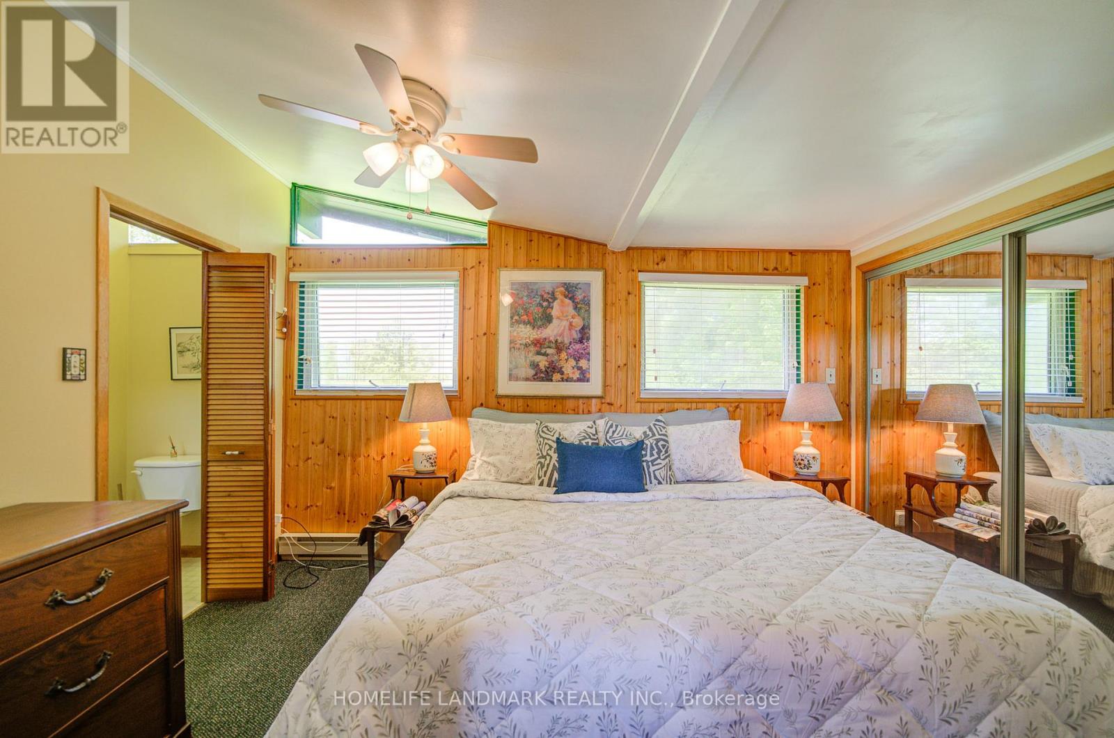 #8 1093 COOPER POINT ROAD - 30