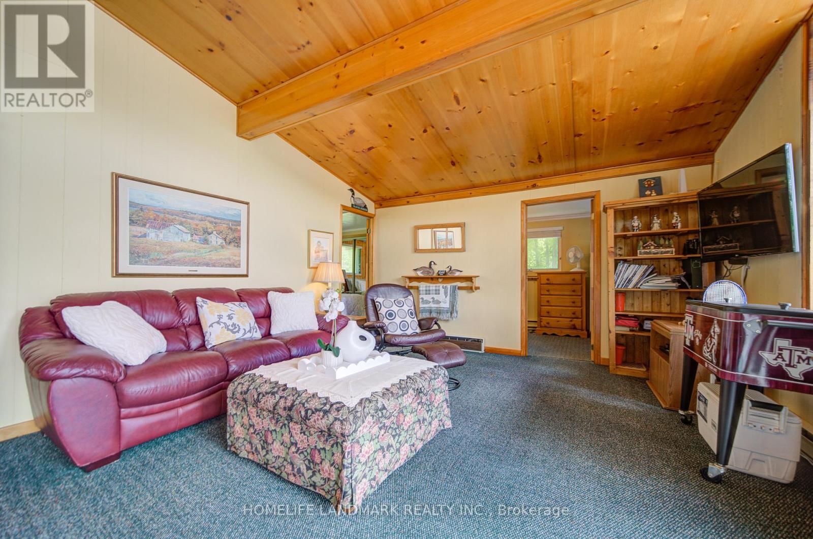 #8 1093 COOPER POINT ROAD - 24