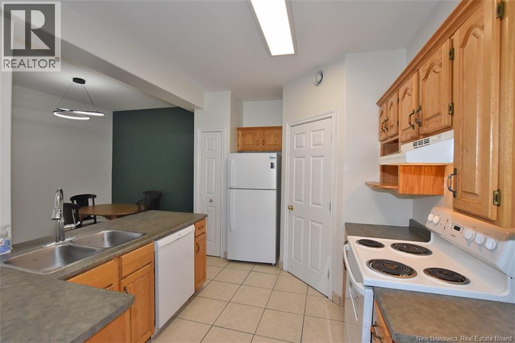 #209 60 Goodine Street - 12
