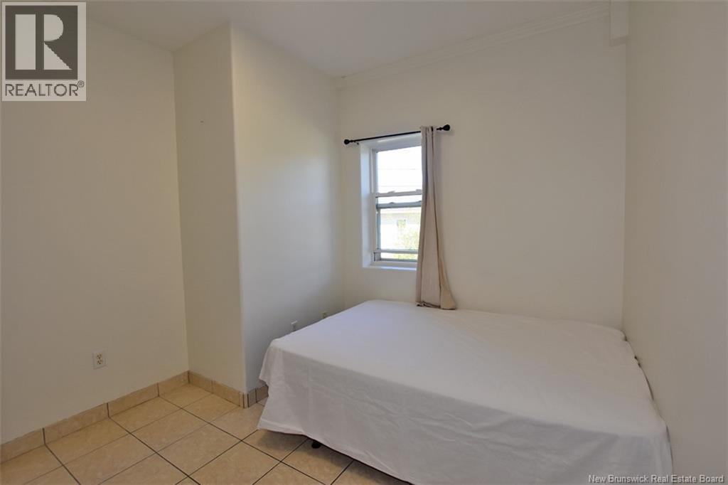 #209 60 Goodine Street - 36