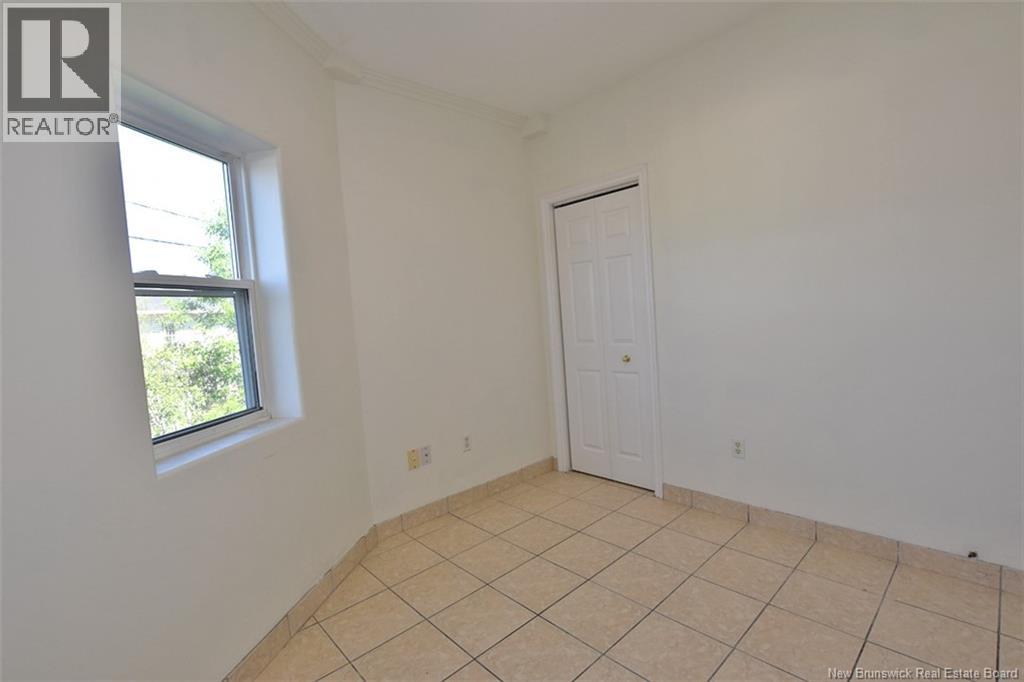 #209 60 Goodine Street - 37