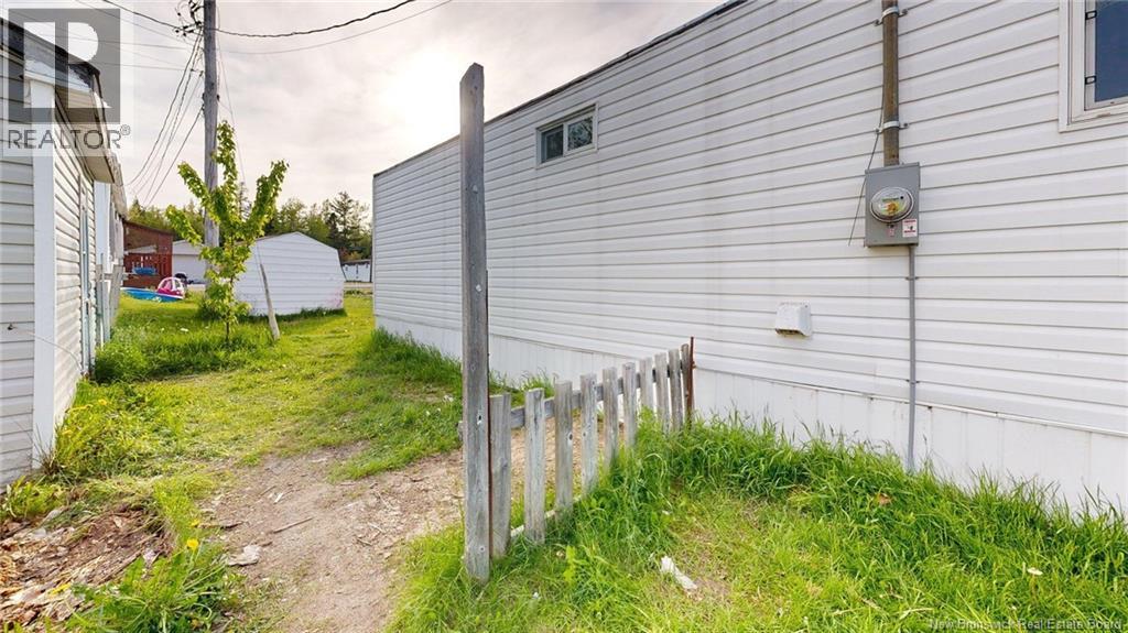 12 Midway Drive - 26